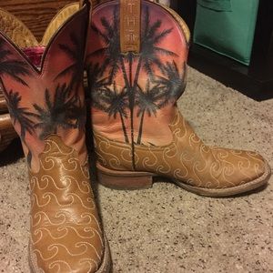 Tin haul aloha ladies boots